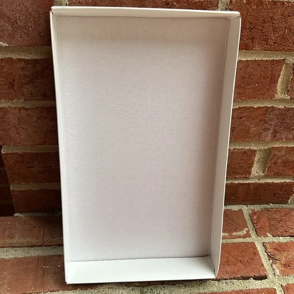 ULINE 5-Pack of Women’s White Shoe Boxes - Picture 6 of 11